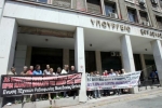 2010-10-14 Συγκέντρωση κάτω από Υπ. Εργασίας για ΣΣΕ_Eter-06.jpg