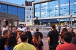 2012-10-16 Συγκέντρωση έξω από τον Alpha και μετά έξω από Sentra_Eter-12.jpg