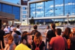 2012-10-16 Συγκέντρωση έξω από τον Alpha και μετά έξω από Sentra_Eter-14.jpg