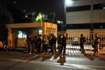 2012-10-16 Συγκέντρωση έξω από τον Alpha και μετά έξω από Sentra_Eter-16.jpg