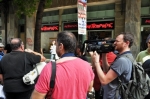 2012-10-17 Συγκέντρωση έξω από βιβλιοπωλείο Κυριακίδη_Eter-13.jpg